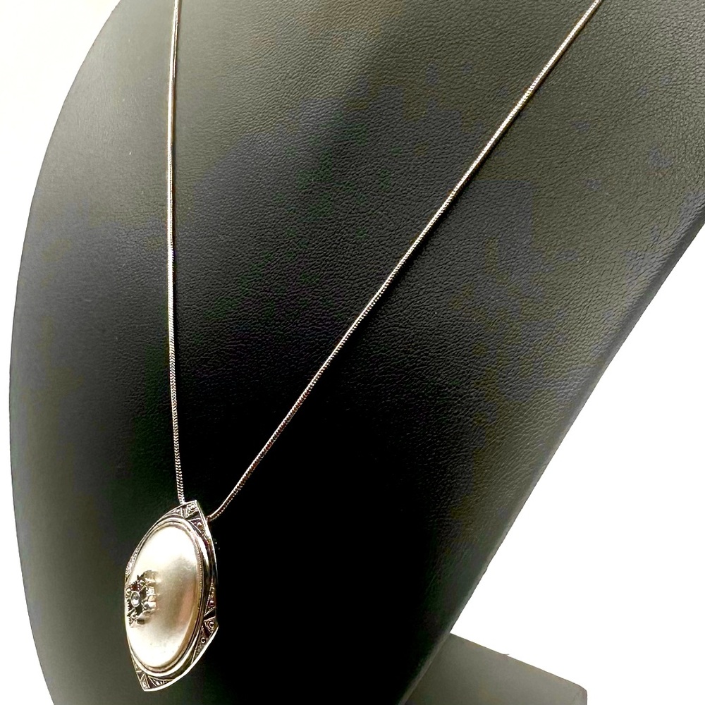 Avon Chesterfield Oval Pearl&Rhinestone Convertible Brooch/Pendant Necklace 1980 - Picture 4 of 8